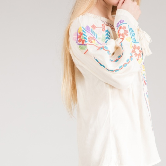 Hippie Boho Off Shoulder Peasant Blouse NWT - Picture 6 of 7